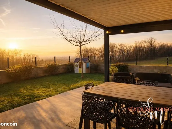 Maison 4 pièces 106 m² 
