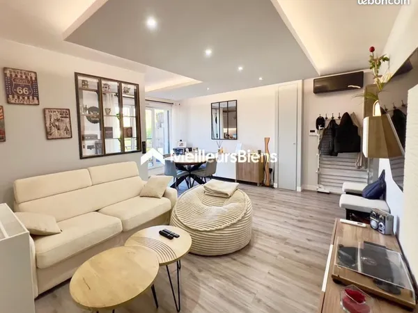 Appartement 4 pièces 77 m² 
