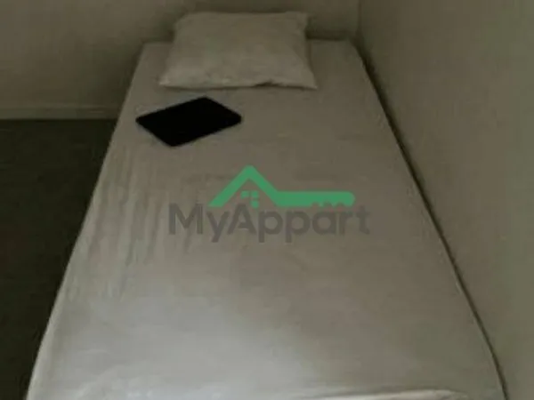 Studio 1 pièce 17 m² 