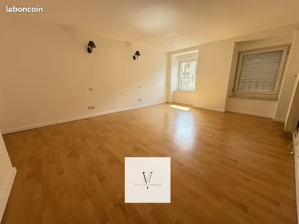 Immeuble 200 m² 
