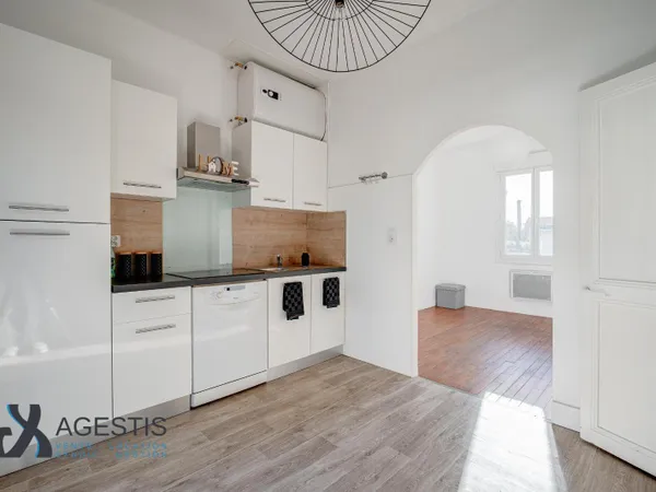 Bâtiment 230 m² 