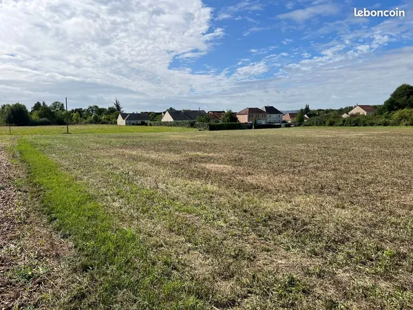 Terrain constructible disponible 