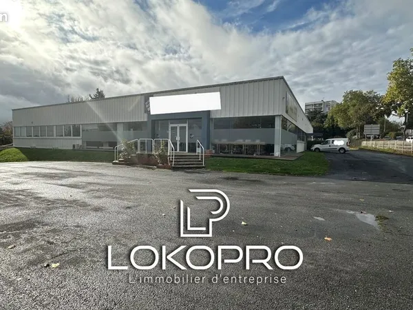 Local commercial 1450 m² Cholet 