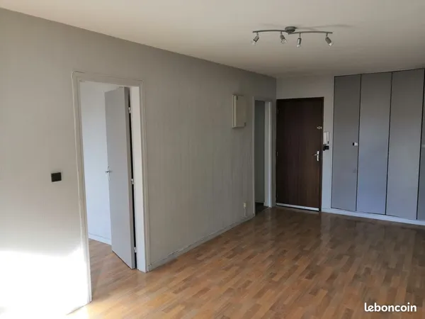 Appartement T2 36m² proche place de la Brèche 