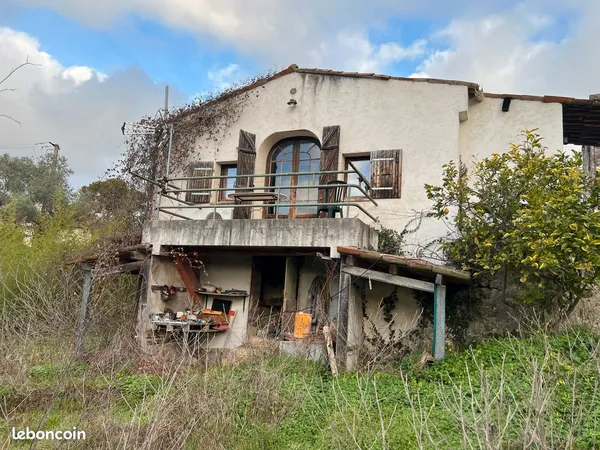 Antibes - Maison individuelle à Rénover - Exposition Sud - Terrain 1 100 m² 
