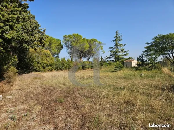 Terrain 856 m² Sainte Cecile Les Vignes 