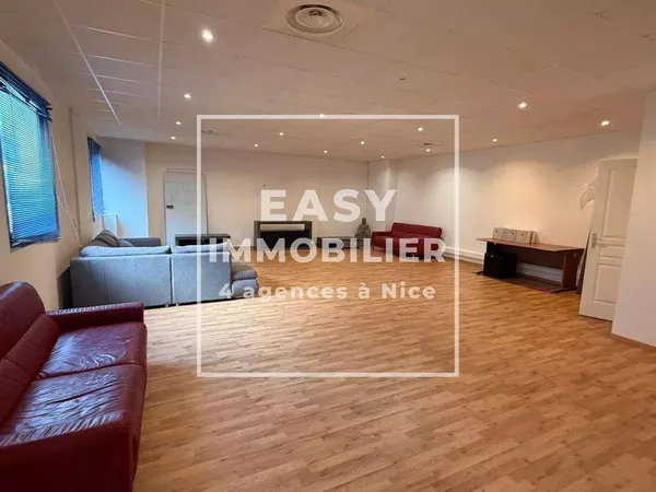 Boutique 1 pièce 76 m² 