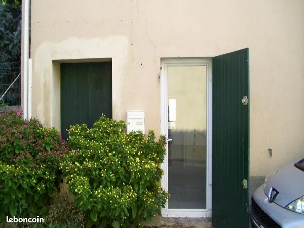 Studio 1 pièce 21 m² 