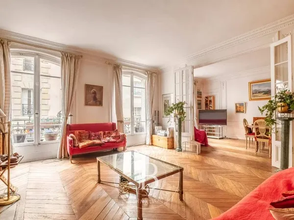 Appartement 6 pièces 179 m² 