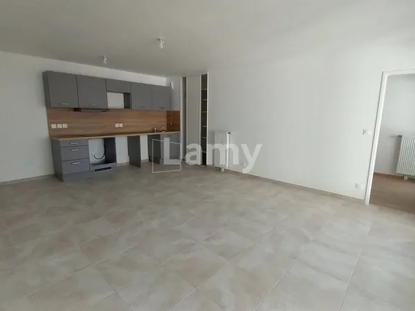 Appartement 4 pièces 81 m² 
