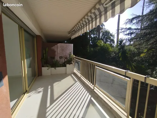 Appartement 2 pièces 61 m² 