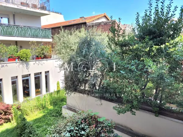 Studio 1 pièce 39 m² 