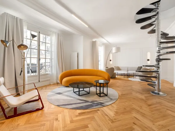 Location - Pont de l'Alma - Appartement 7 pièces 