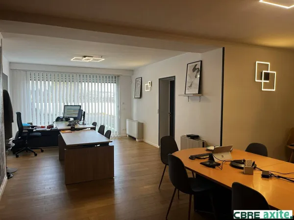 Bureaux 542 m² 