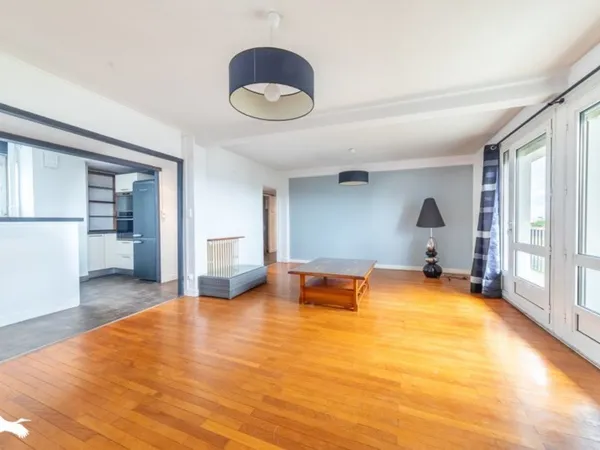 Appartement de 3 pièces principales 