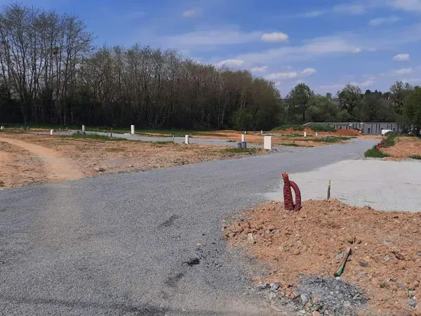 Terrain 282 m² 