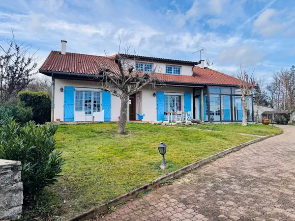 Charmante villa de plain-pied sur Peschadoires ! 