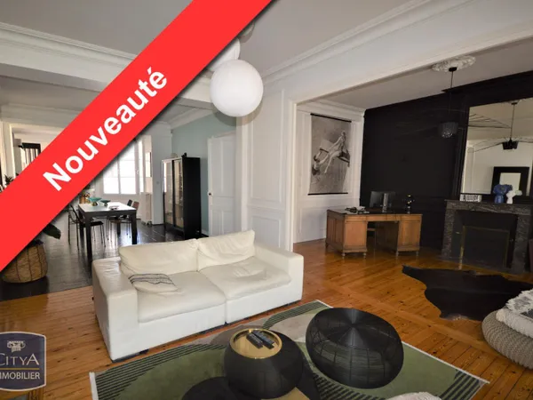 Maison 8 pièces 177 m² 