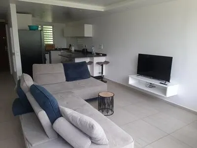 BAS DU FORT - Bel appartement T3 de 61m2 meublé 