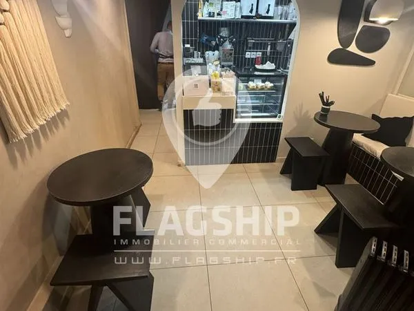 Local commercial 70 m² PARIS 