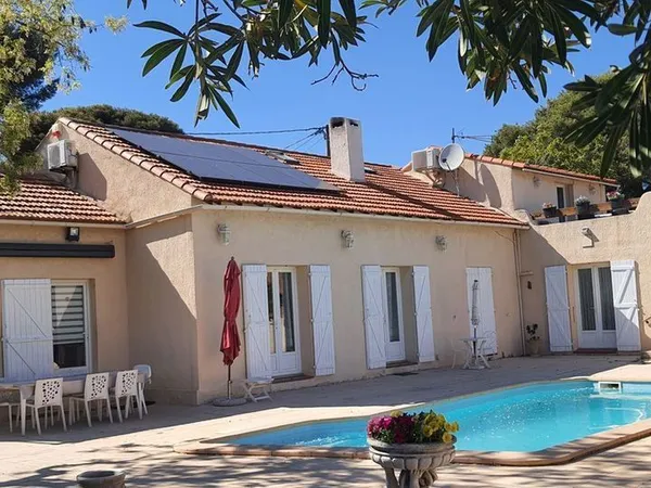 Villa 8 pièces 160 m² 