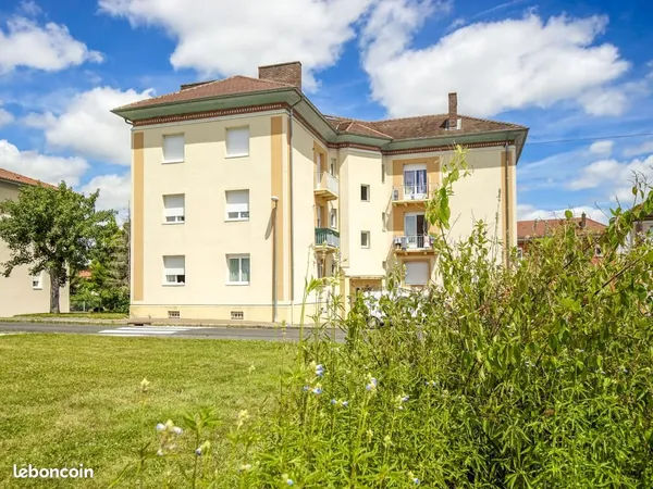 Appartement 4 pièces 77 m² 