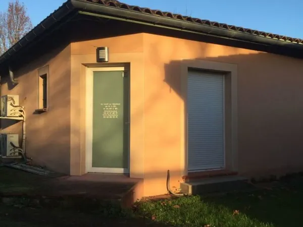 T 2 MAISON CASTELNAU 31620