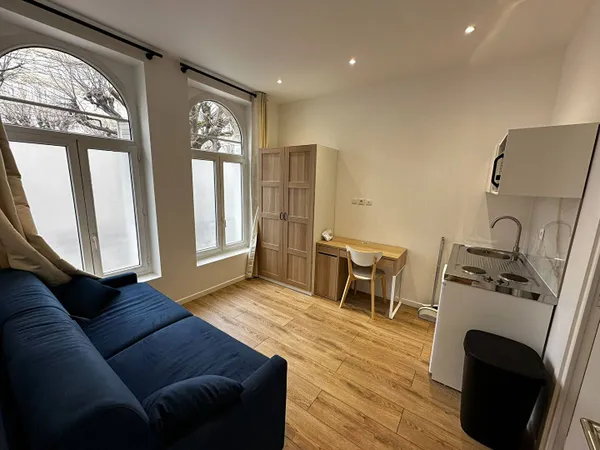 Appartement 1 pièce 14 m² 