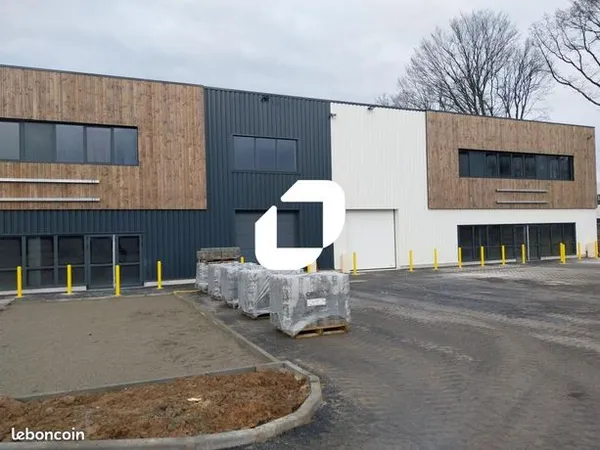 Local commercial 1452 m² 