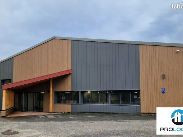 Local d'activité 1 270 m² 
