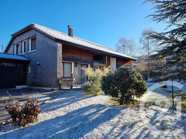 Maison 7 pièces 301 m² 