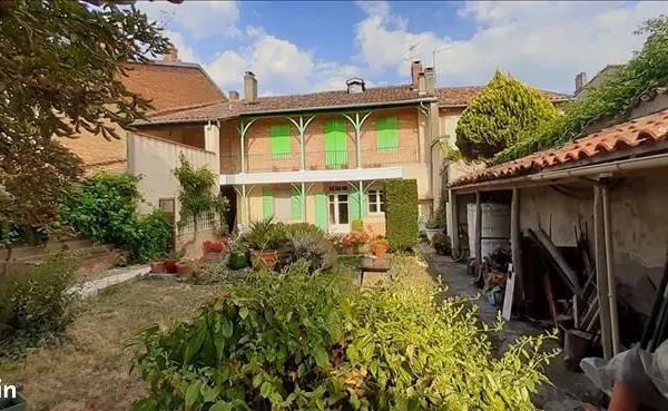 Maison de ville 10 pièces 265 m² 