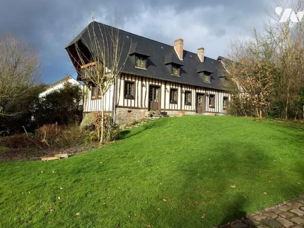 Maison 8 pièces 192 m² 