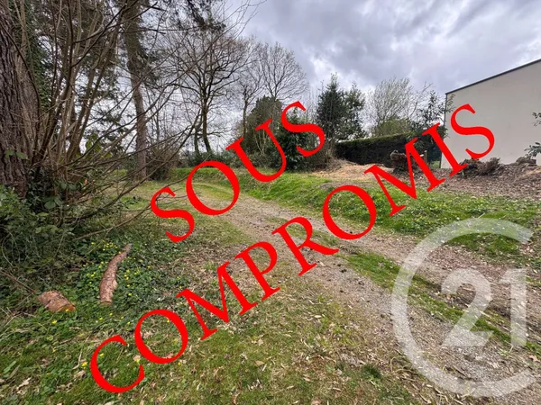Terrain 689 m² 