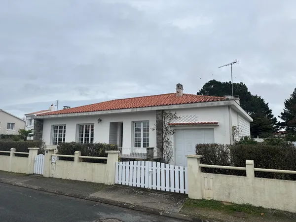 Maison - 4 pièces 
