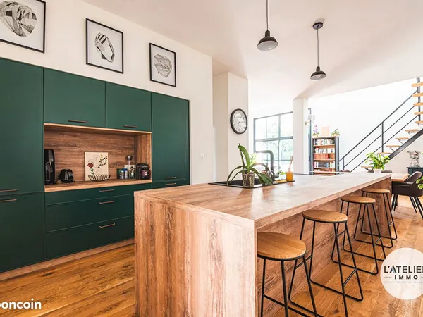 Grange 5 pièces 153 m² 