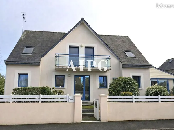 Maison 6 pièces 136 m² 