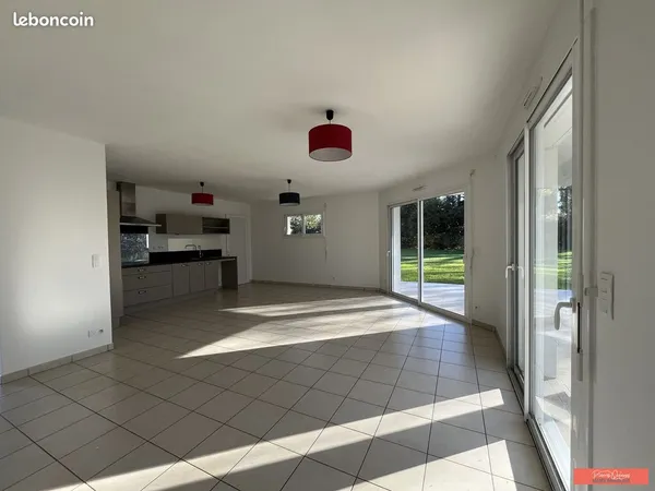 Villa 4 pièces 93 m² 