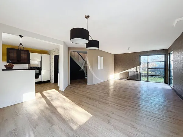 Maison 8 pièces 149 m² 