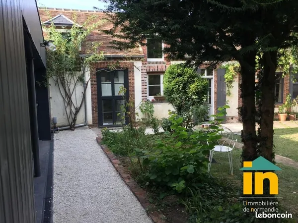 Maison de ville 7 pièces 215 m² 