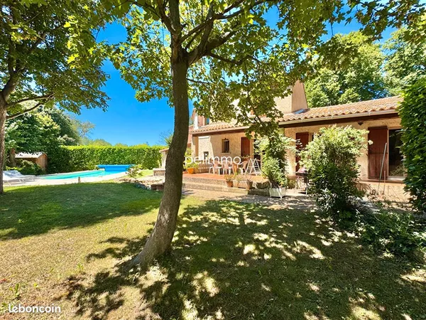 Maison 5 pièces 121 m² 