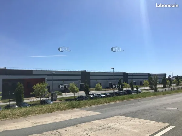 Local industriel 6 011 m² 