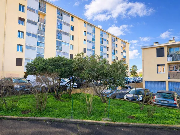 Appartement Sete 4 pièces 73.44 m² 