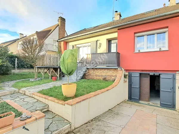 Opportunité à Fontenay-en-Parisis : maison 6 pièces à vendre 
