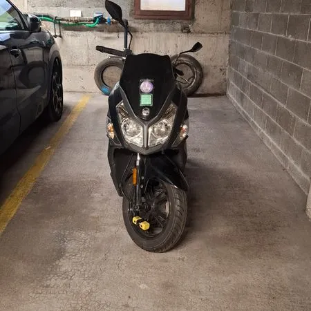 RARE,PARKING en RDC 