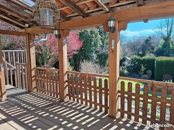 Maison 8 pièces 130 m² 