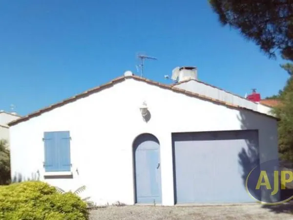 Maison de plain-pied 5 pièces 95 m² 