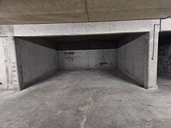 Parking - Garage Vente Paris 18e Arrondissement   65000€