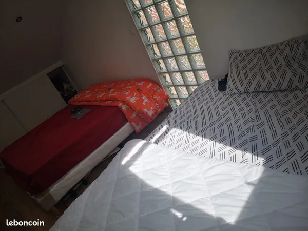 Chambre en colocation à louer maison 
