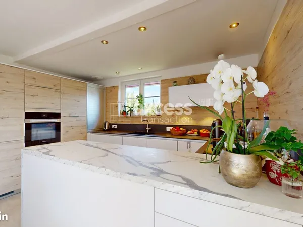 Maison 7 pièces 147 m² 